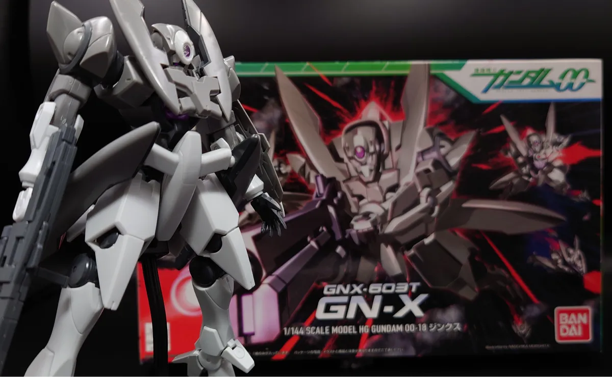 HG GN-X（ジンクス）のガンプラとパッケージ