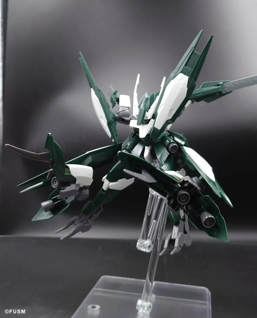 魅せる！ガンプラポージング参考例一覧【簡単に真似できる】 posing-x