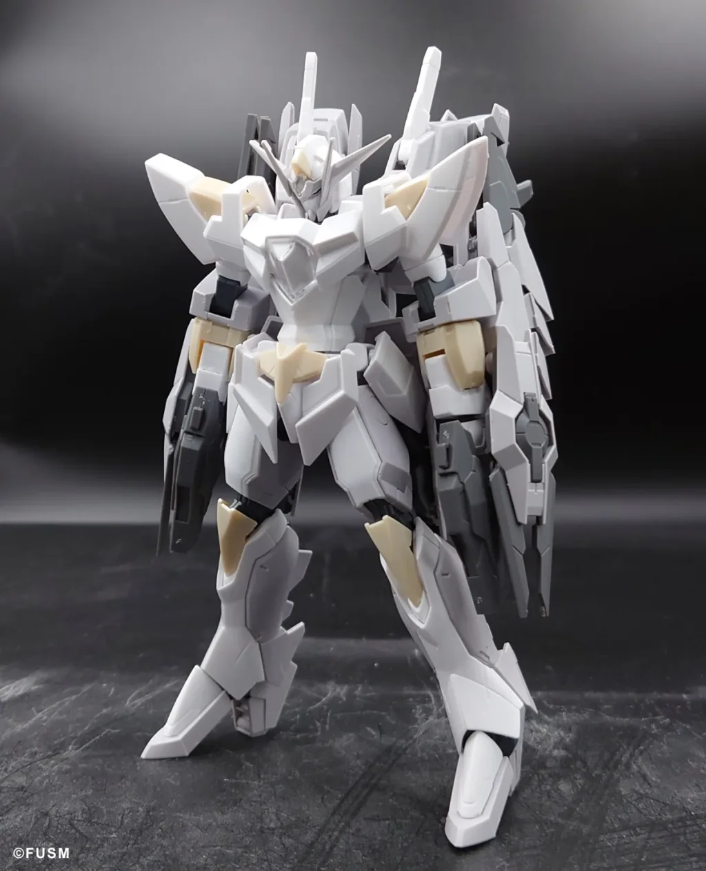 魅せる！ガンプラポージング参考例一覧【簡単に真似できる】 posing-x