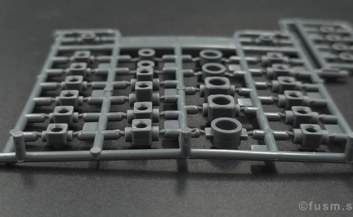 【レビュー】HG 1/144 ガンタンク初期型 ランナー 09