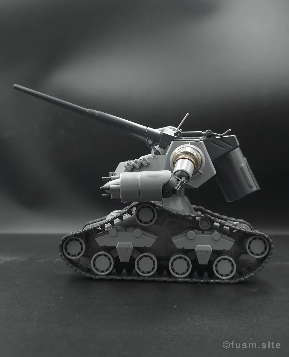 【レビュー】HG 1/144 ガンタンク初期型 多角的に見た全体の外観・素組み 03