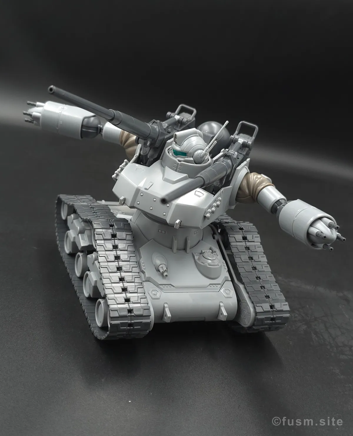 【レビュー】HG 1/144 ガンタンク初期型 ポージング 02