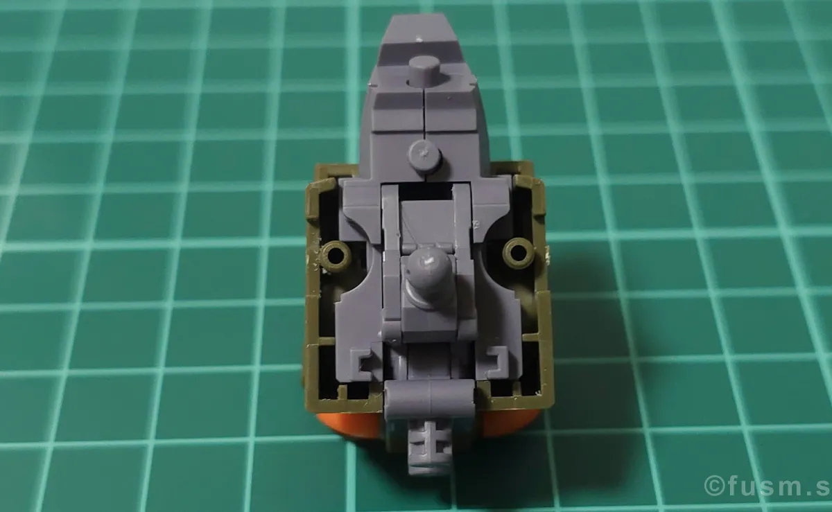 【レビュー】HGUC リーベン・ヴォルフ(A.O.Z RE-BOOT版) パーツ・構造・組み立て 02