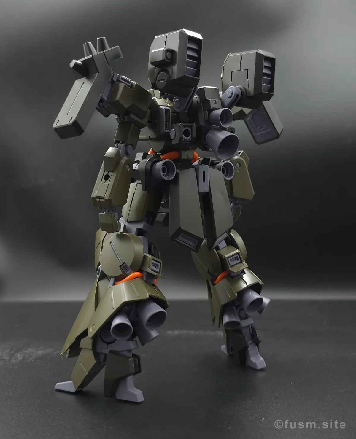 【レビュー】HGUC リーベン・ヴォルフ(A.O.Z RE-BOOT版) 多角的に見た全体の外観・素組み 06