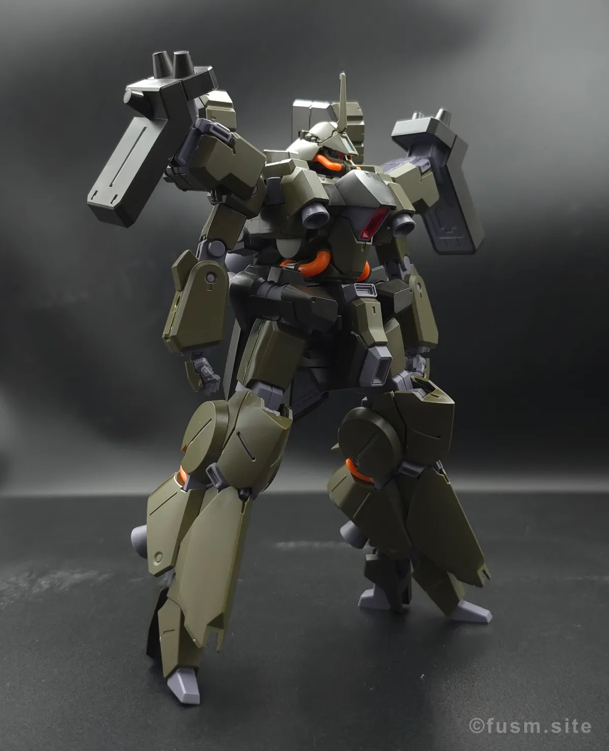 【レビュー】HGUC リーベン・ヴォルフ(A.O.Z RE-BOOT版) 多角的に見た全体の外観・素組み 10