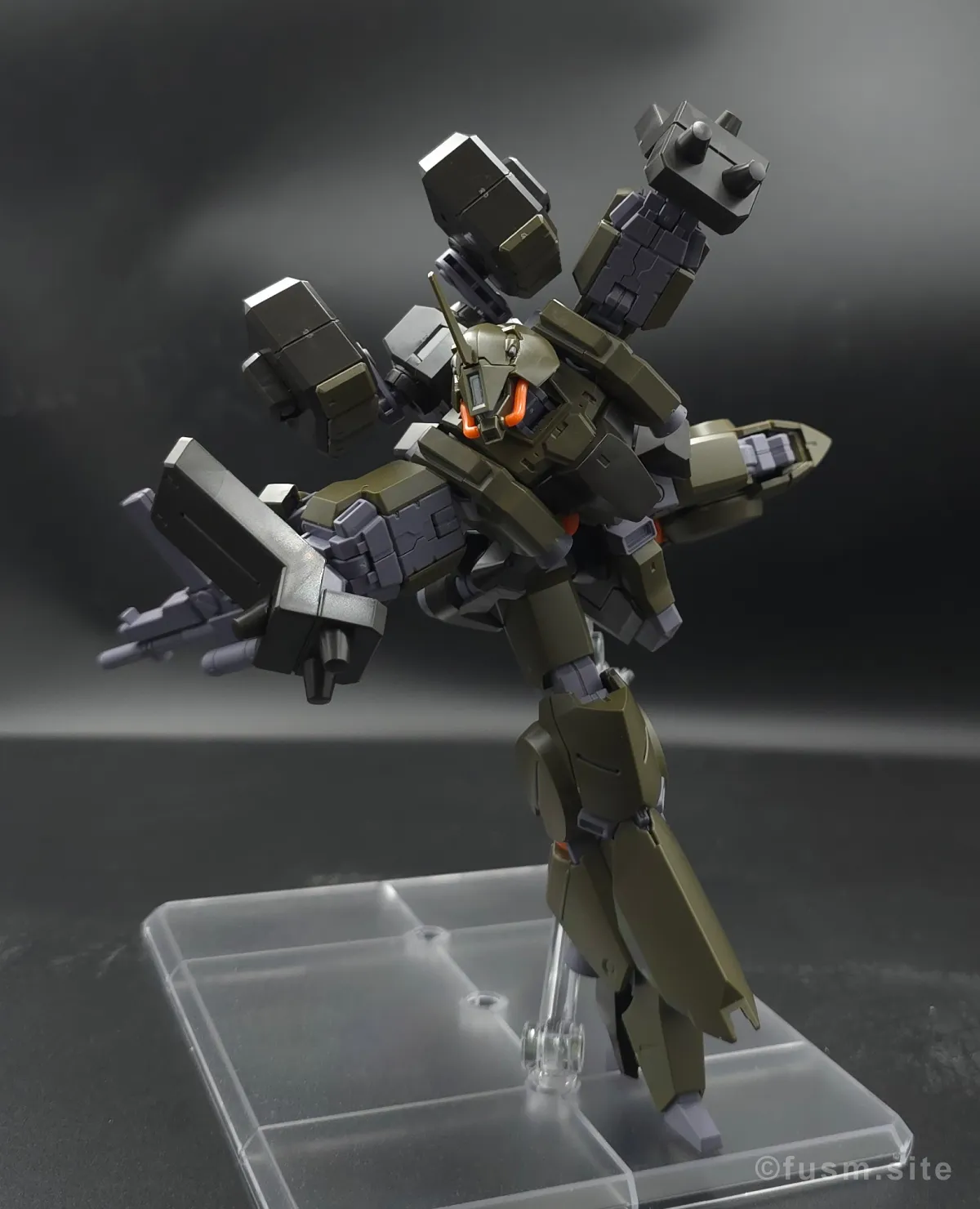 【レビュー】HGUC リーベン・ヴォルフ(A.O.Z RE-BOOT版) 多角的に見た全体の外観・素組み 15