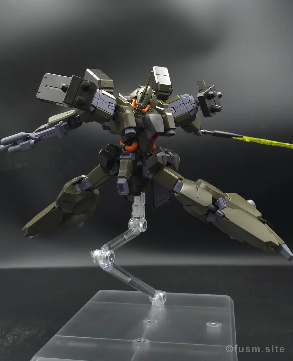 【レビュー】HGUC リーベン・ヴォルフ(A.O.Z RE-BOOT版) 多角的に見た全体の外観・素組み 18