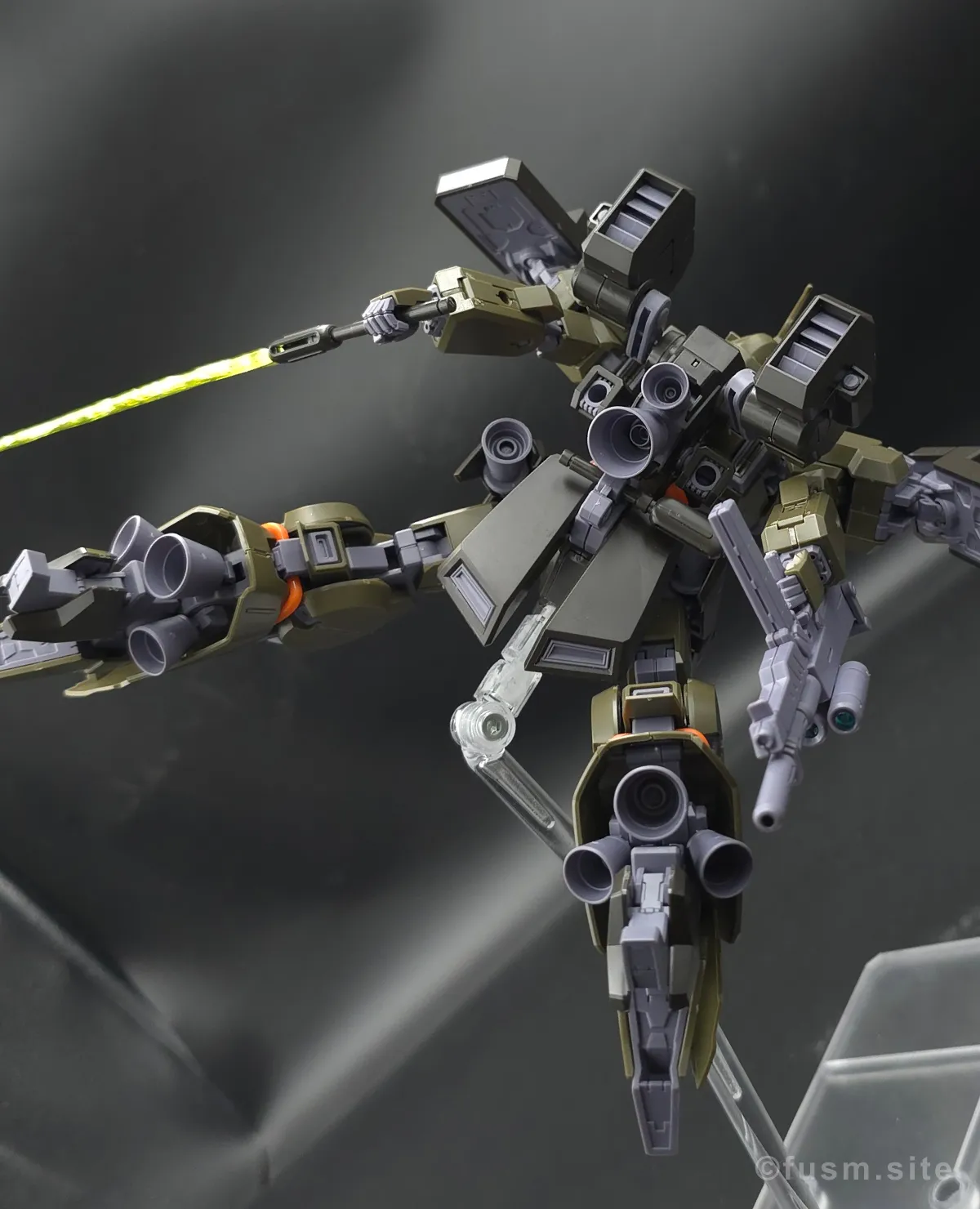 【レビュー】HGUC リーベン・ヴォルフ(A.O.Z RE-BOOT版) 多角的に見た全体の外観・素組み 23