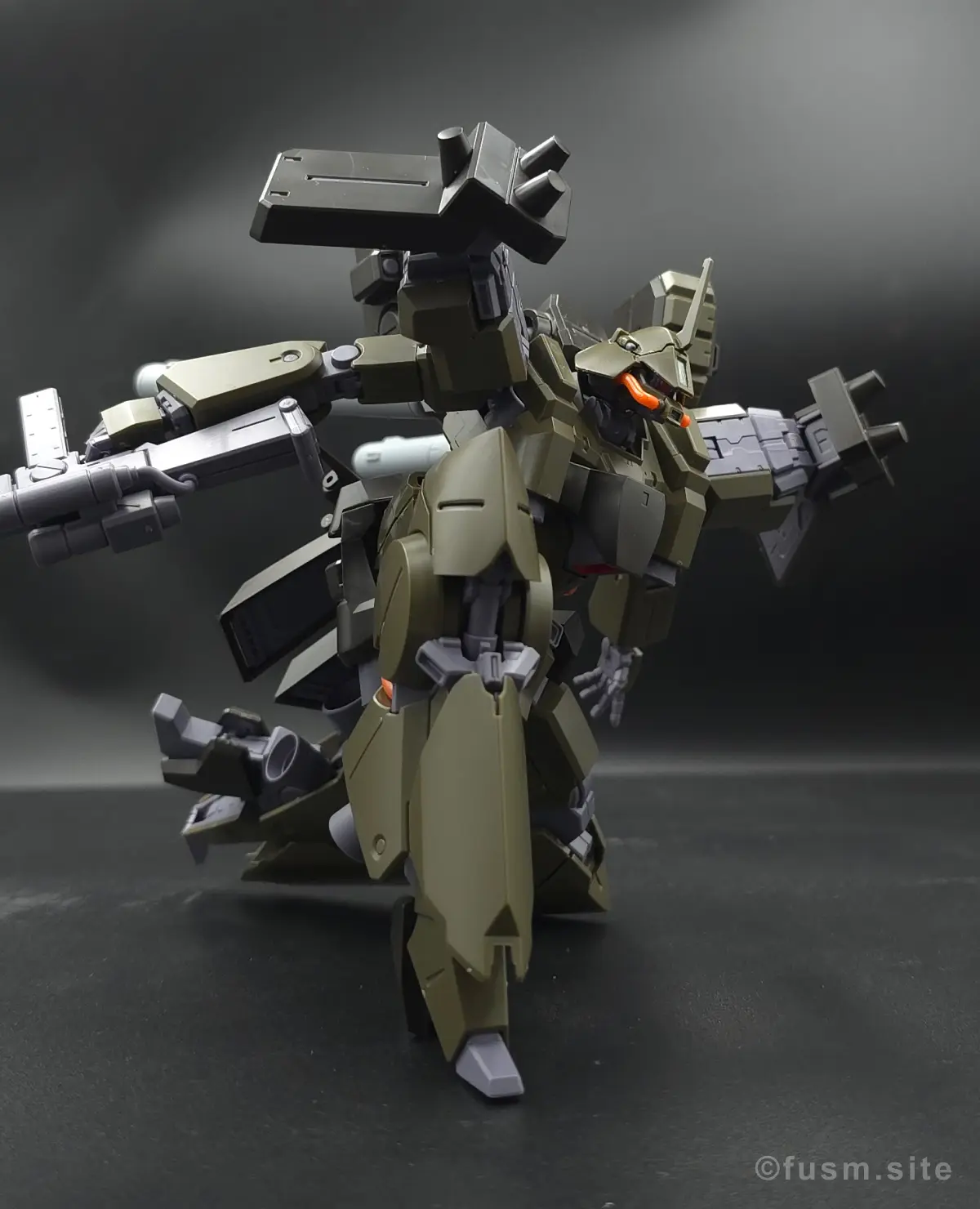 【レビュー】HGUC リーベン・ヴォルフ(A.O.Z RE-BOOT版) 多角的に見た全体の外観・素組み 40