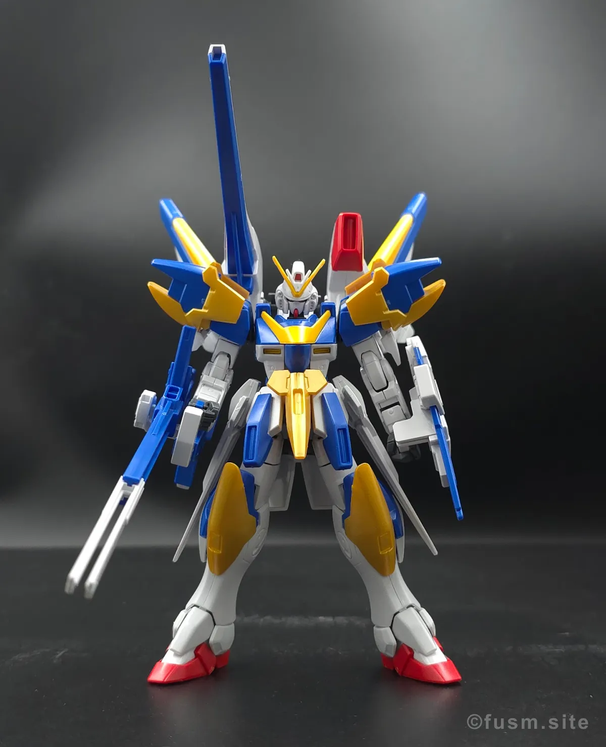 【レビュー】HG V2アサルトバスターガンダム(HGUC) 多角的に見た全体の外観・素組み 01