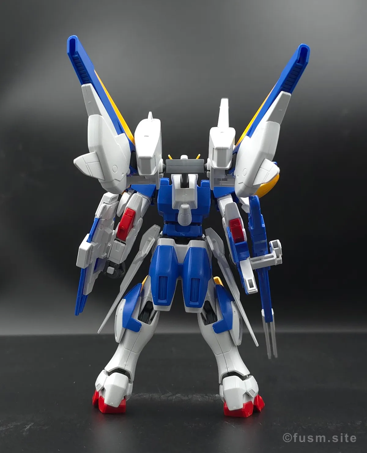 【レビュー】HG V2アサルトバスターガンダム(HGUC) 多角的に見た全体の外観・素組み 05