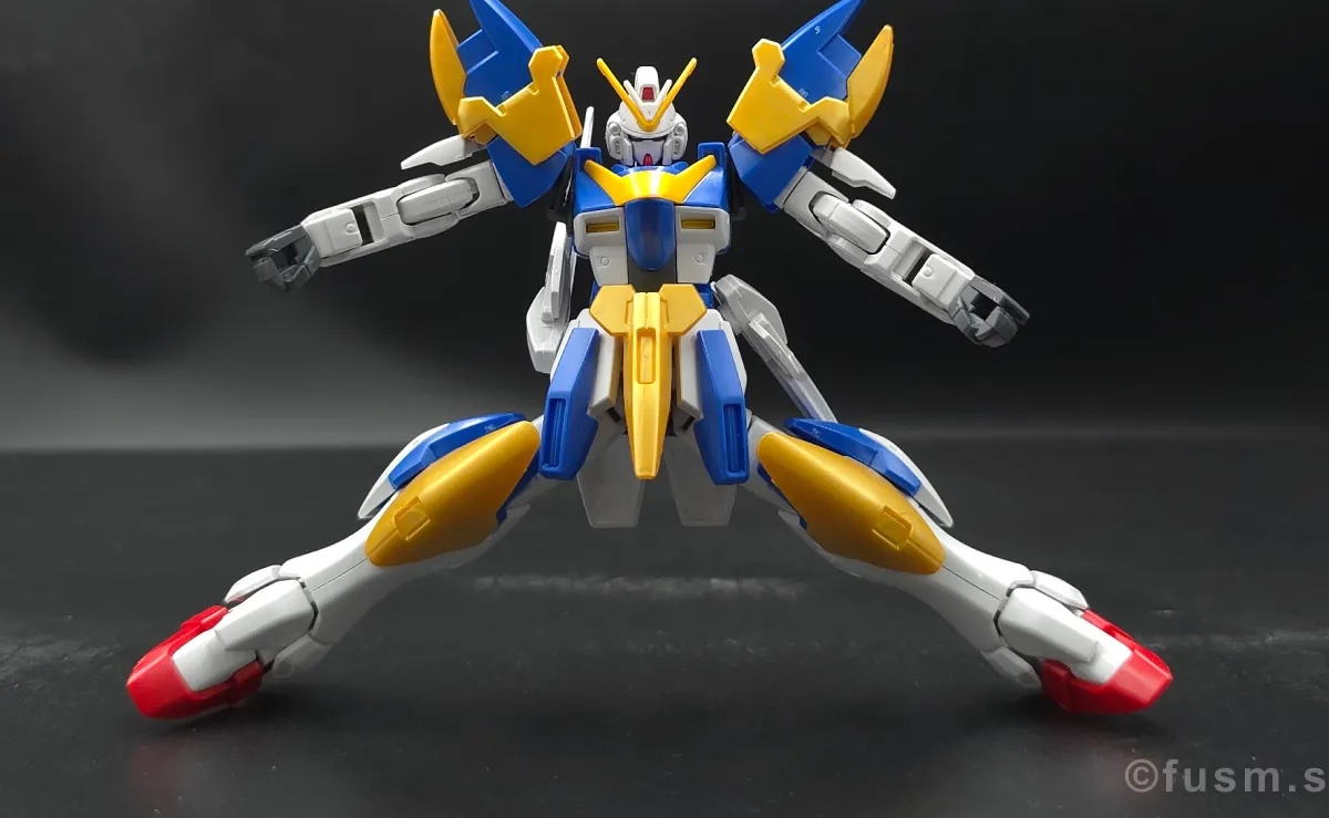 【レビュー】HG V2アサルトバスターガンダム(HGUC) 胴体ディテール 可動域 04