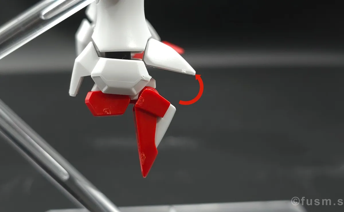 【レビュー】HG V2アサルトバスターガンダム(HGUC) 脚部ディテール 可動域 03