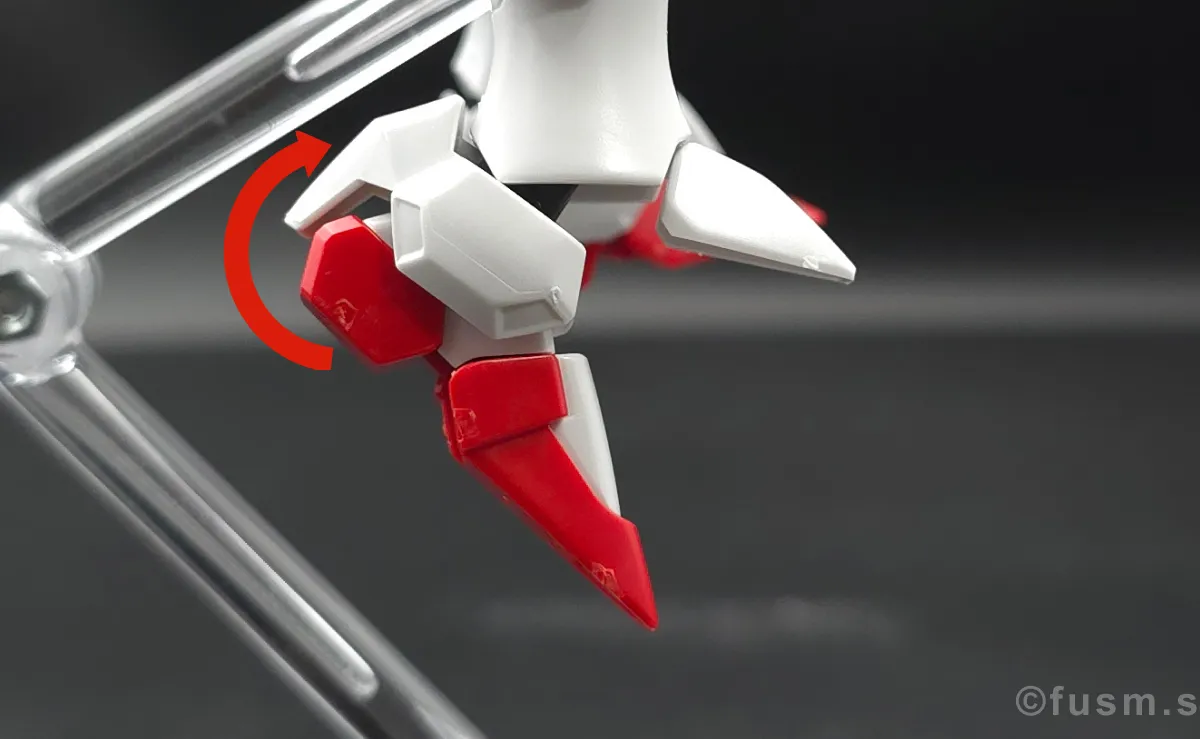 【レビュー】HG V2アサルトバスターガンダム(HGUC) 脚部ディテール 可動域 04