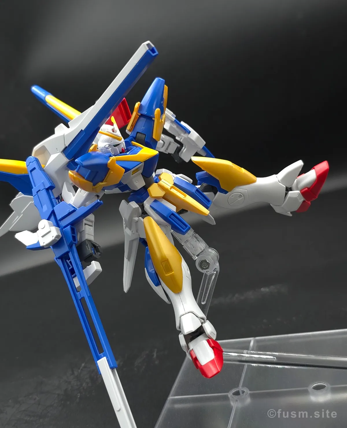 【レビュー】HG V2アサルトバスターガンダム(HGUC) ポージング 08
