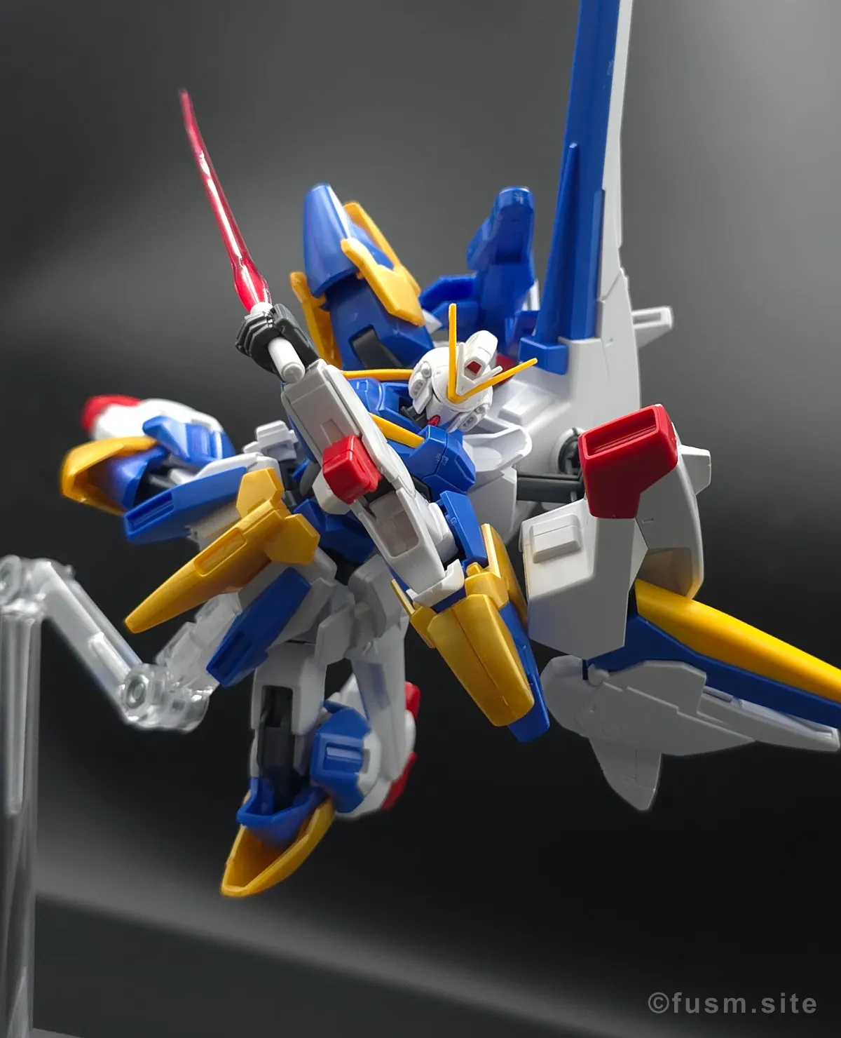【レビュー】HG V2アサルトバスターガンダム(HGUC) ポージング 16
