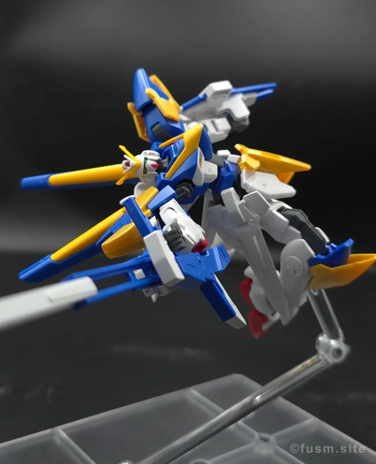 【レビュー】HG V2アサルトバスターガンダム(HGUC) ポージング 4