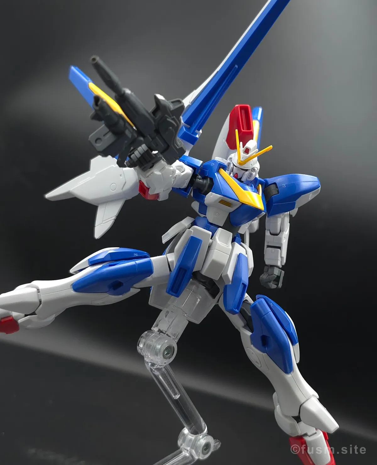 【レビュー】HG V2アサルトバスターガンダム(HGUC) ポージング 21