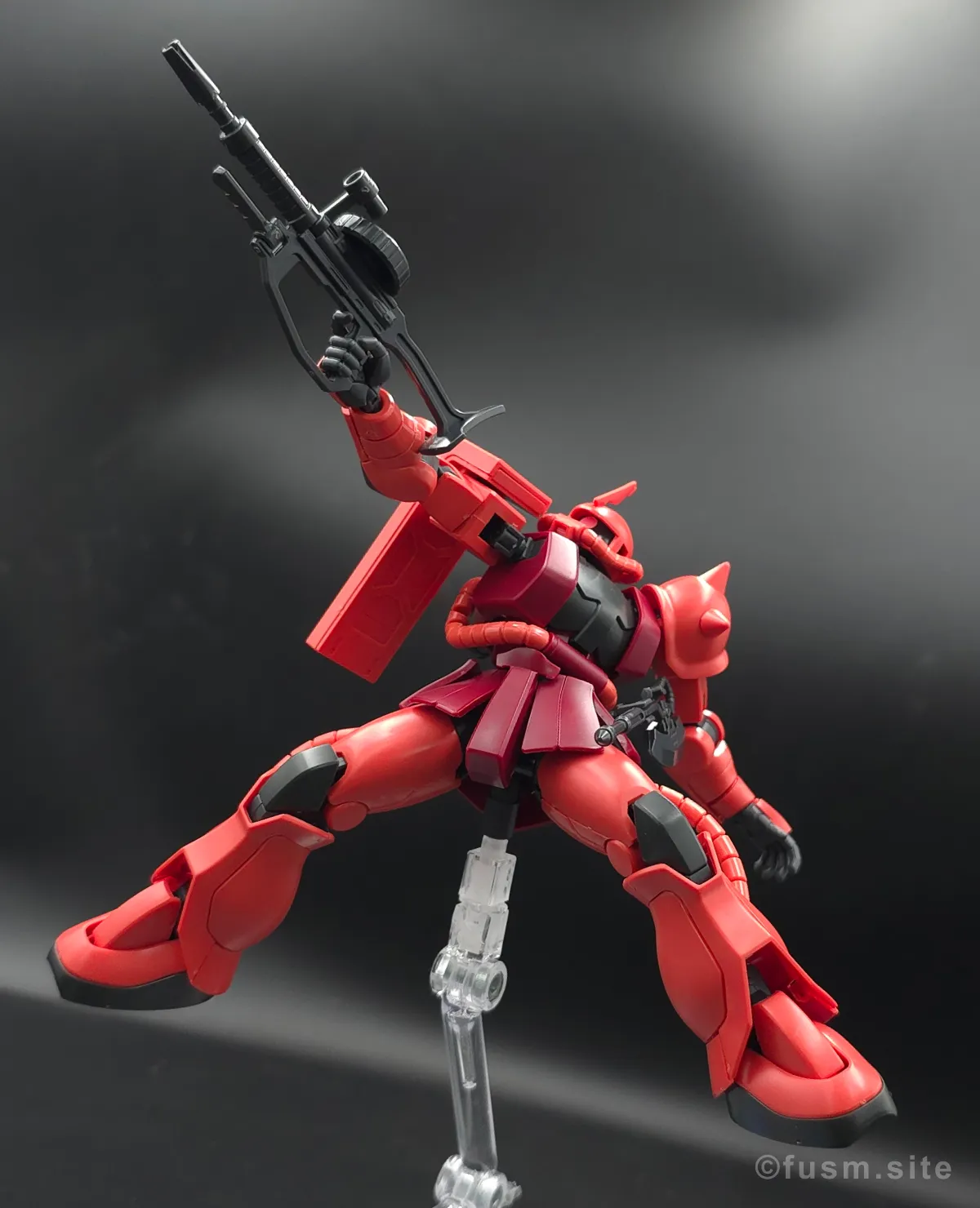 【レビュー】HGUC シャア専用ザクⅡ 多角的に見た全体の外観・素組み 13