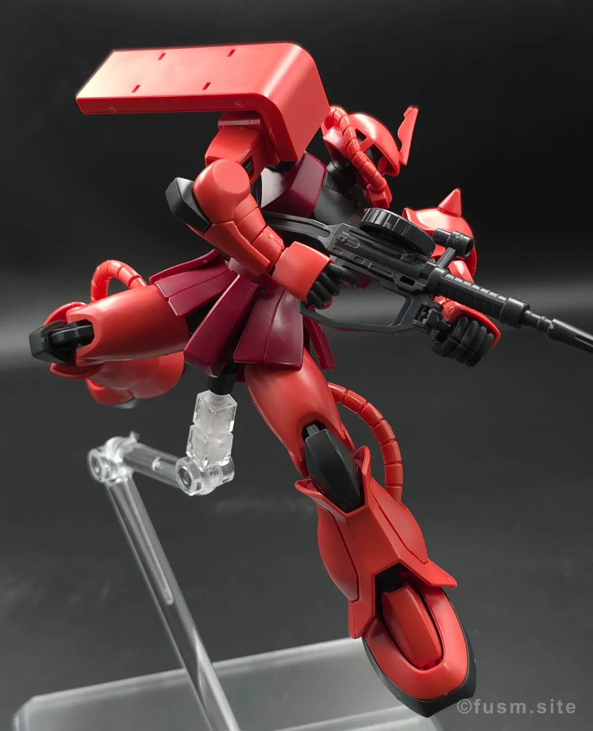 【レビュー】HGUC シャア専用ザクⅡ 多角的に見た全体の外観・素組み 14