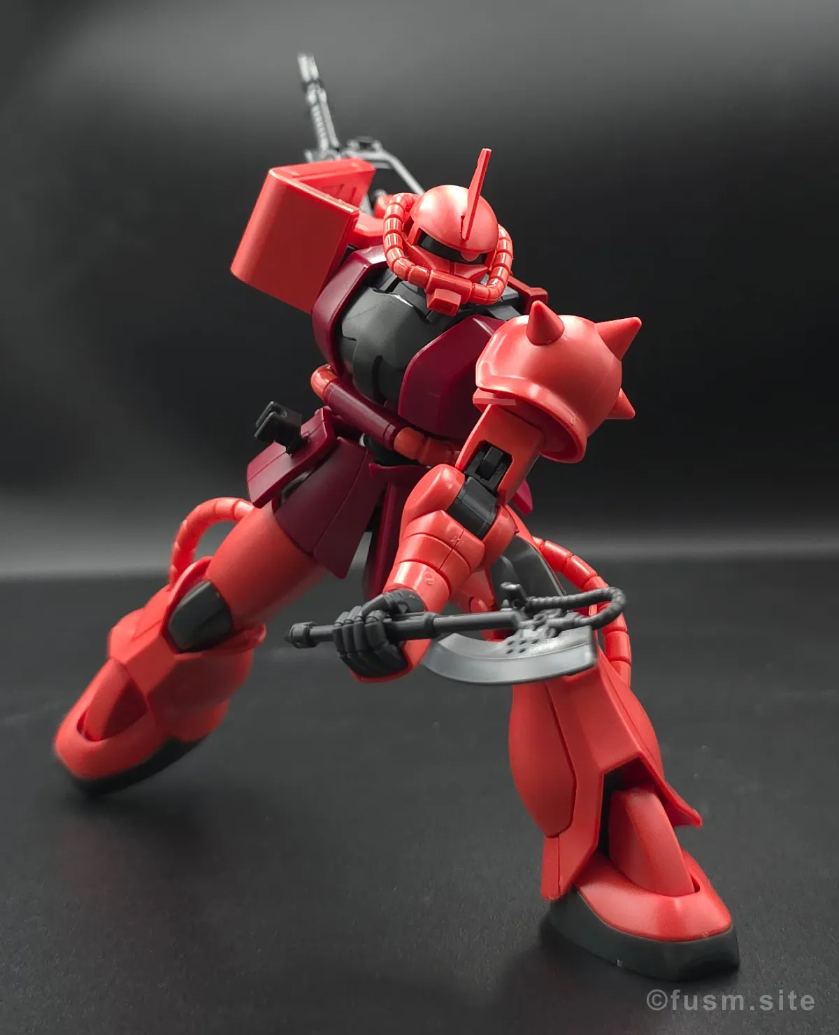 【レビュー】HGUC シャア専用ザクⅡ 多角的に見た全体の外観・素組み 17