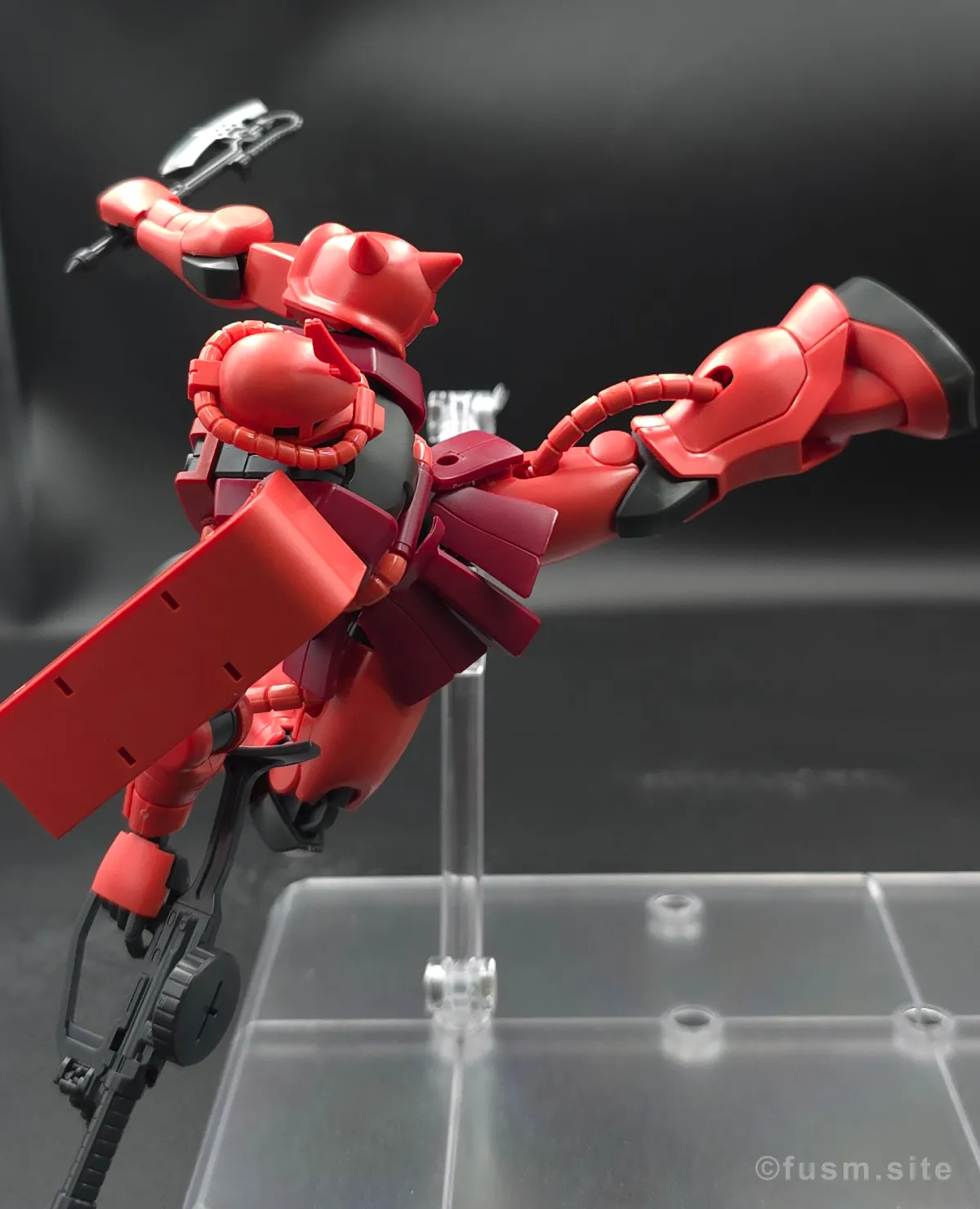 【レビュー】HGUC シャア専用ザクⅡ 多角的に見た全体の外観・素組み 18