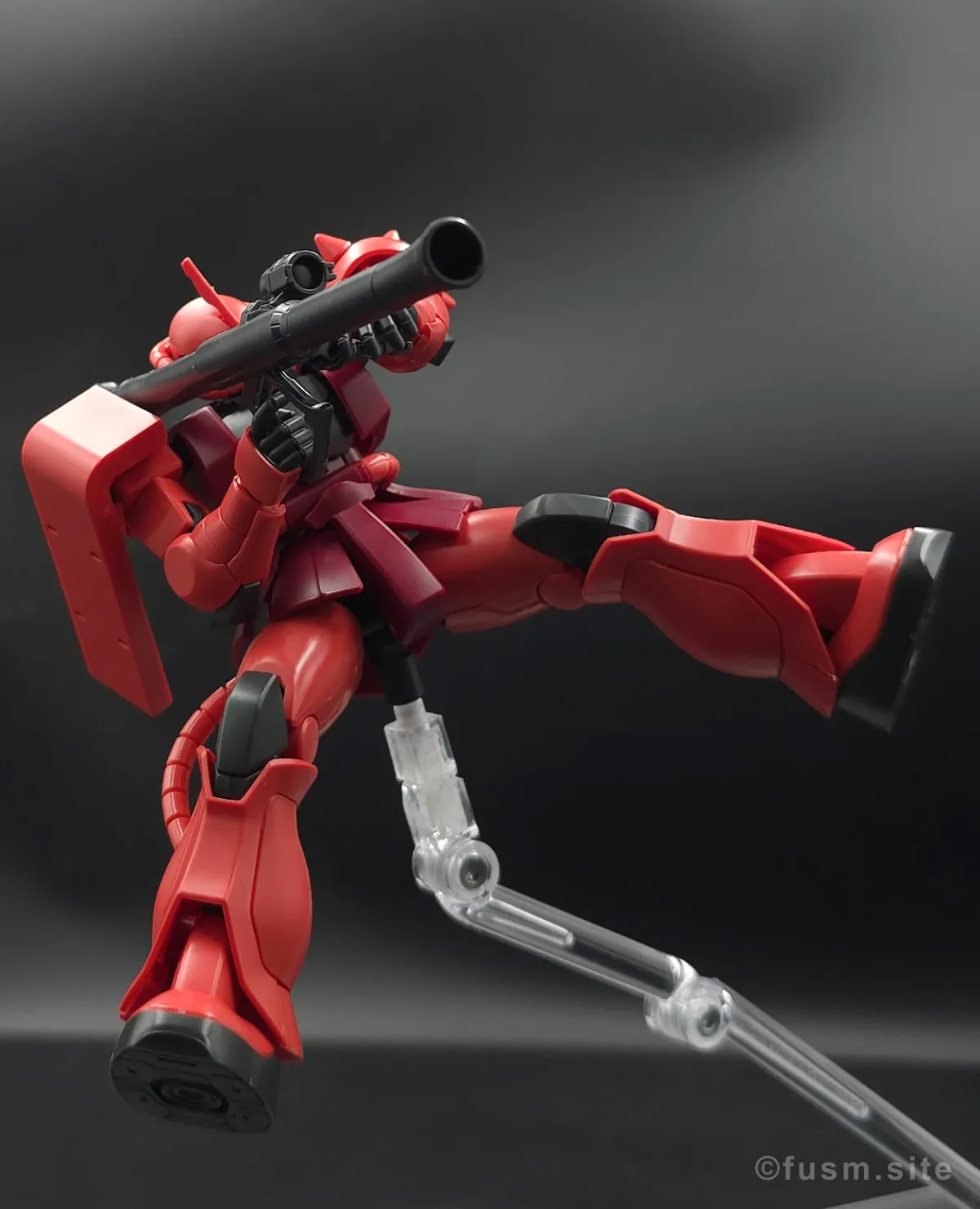 【レビュー】HGUC シャア専用ザクⅡ 多角的に見た全体の外観・素組み 23