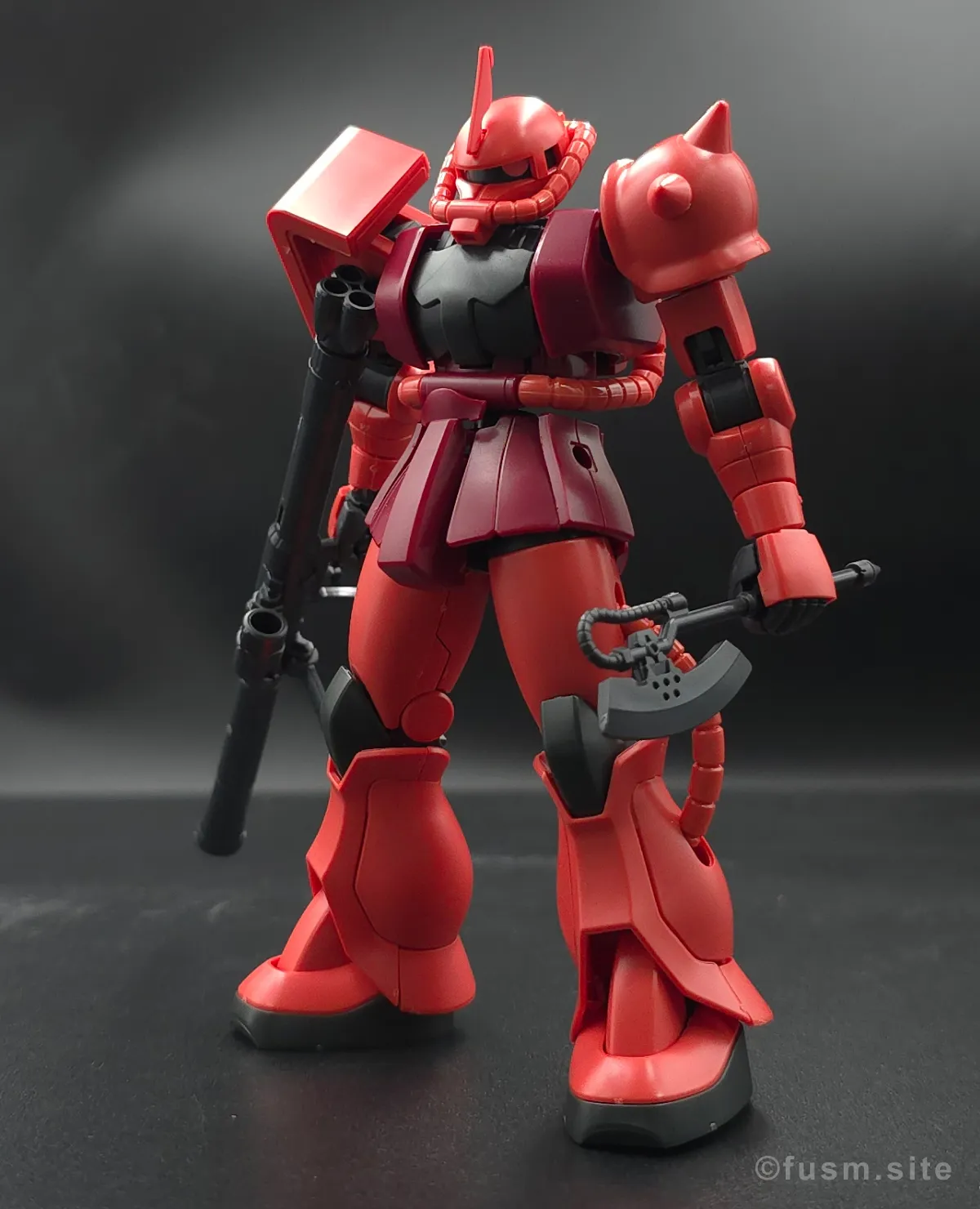【レビュー】HGUC シャア専用ザクⅡ 多角的に見た全体の外観・素組み 25