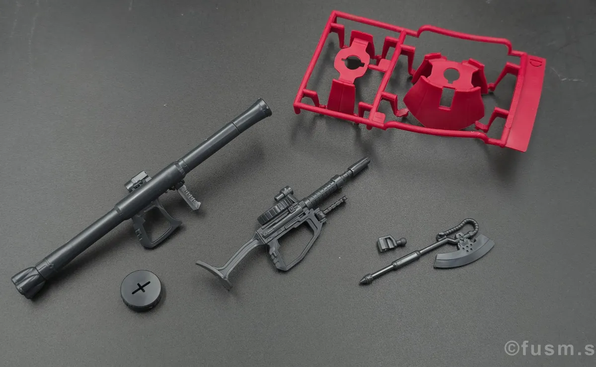 【レビュー】HGUC シャア専用ザクⅡ 付属品 01