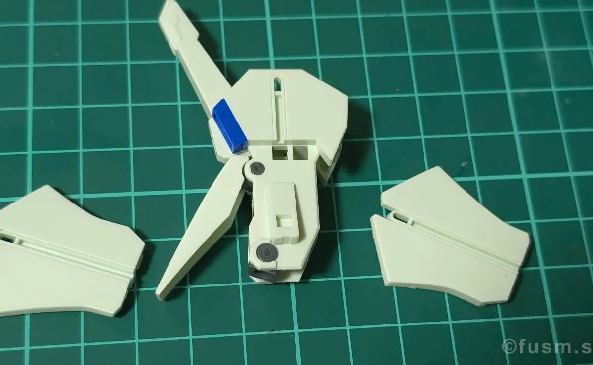 【レビュー】HGUC ZZガンダム パーツ・構造・組み立て 04