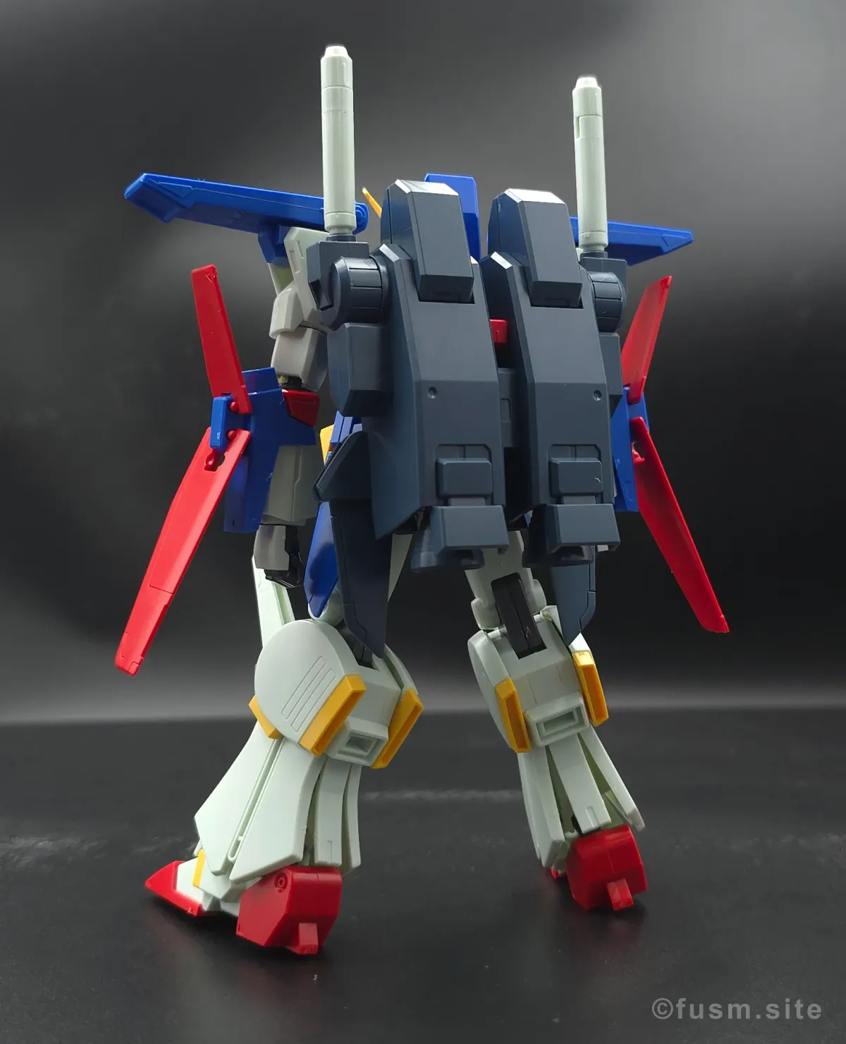 【レビュー】HGUC ZZガンダム 多角的に見た全体の外観・素組み 04