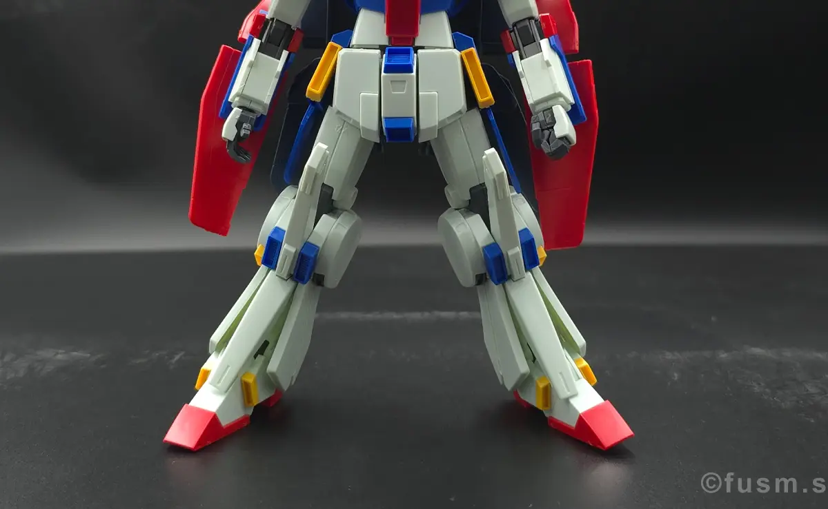 【レビュー】HGUC ZZガンダム 胴体ディテール 可動域 04