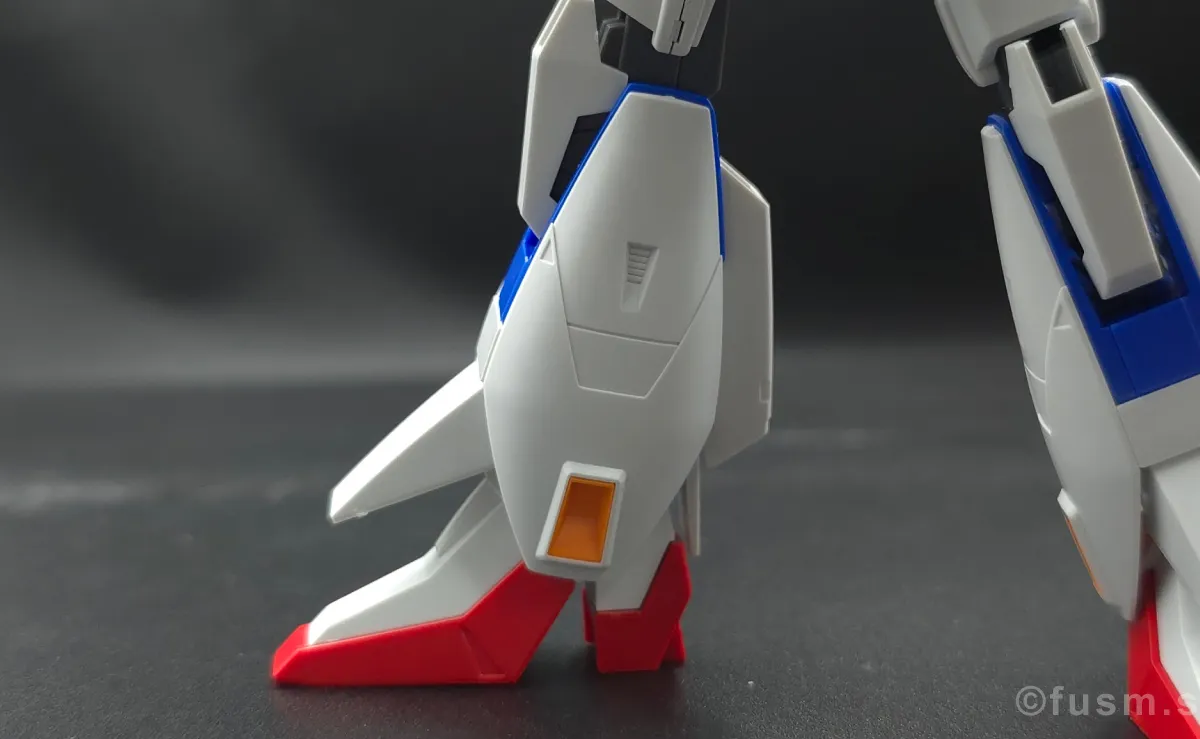 【レビュー】HGUC Z(ゼータ)ガンダム|エボリューションプロジェクト第1弾 脚部ディテール 02