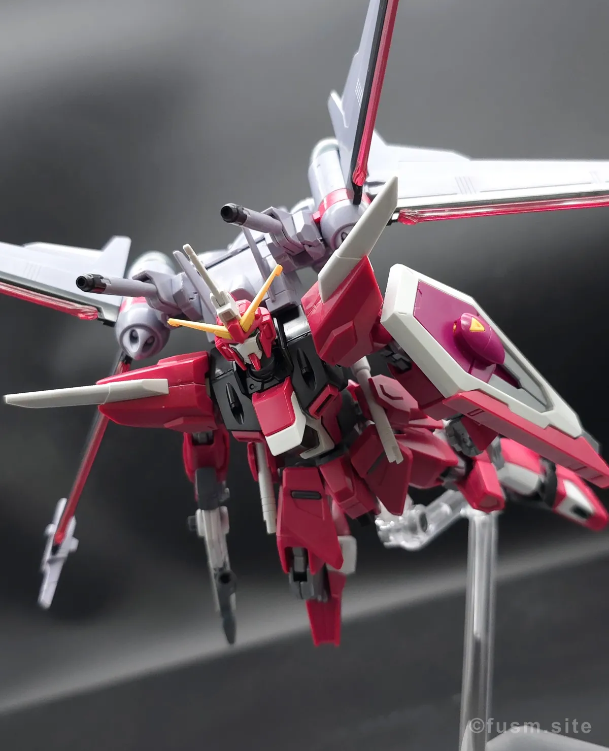 【レビュー】HG インフィニットジャスティスガンダム弐式｜違いは？ ポージング 01