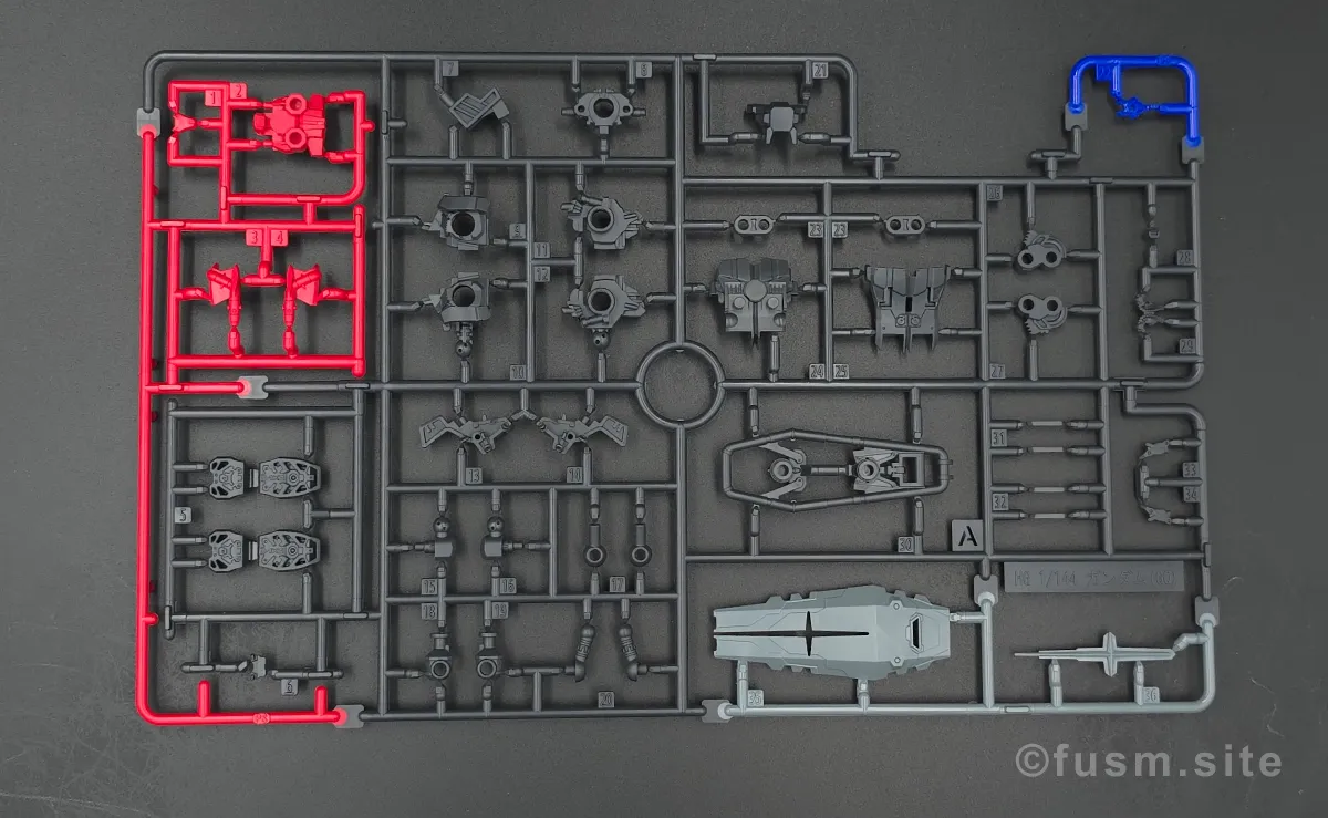 【HG 赤いガンダム レビュー】プレイバリュー激高ガンプラ! ランナー 01