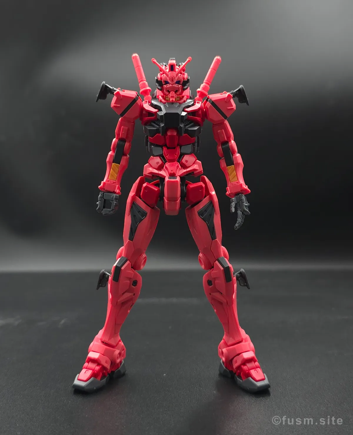 【HG 赤いガンダム レビュー】プレイバリュー激高ガンプラ! 多角的に見た全体の外観・素組み 09