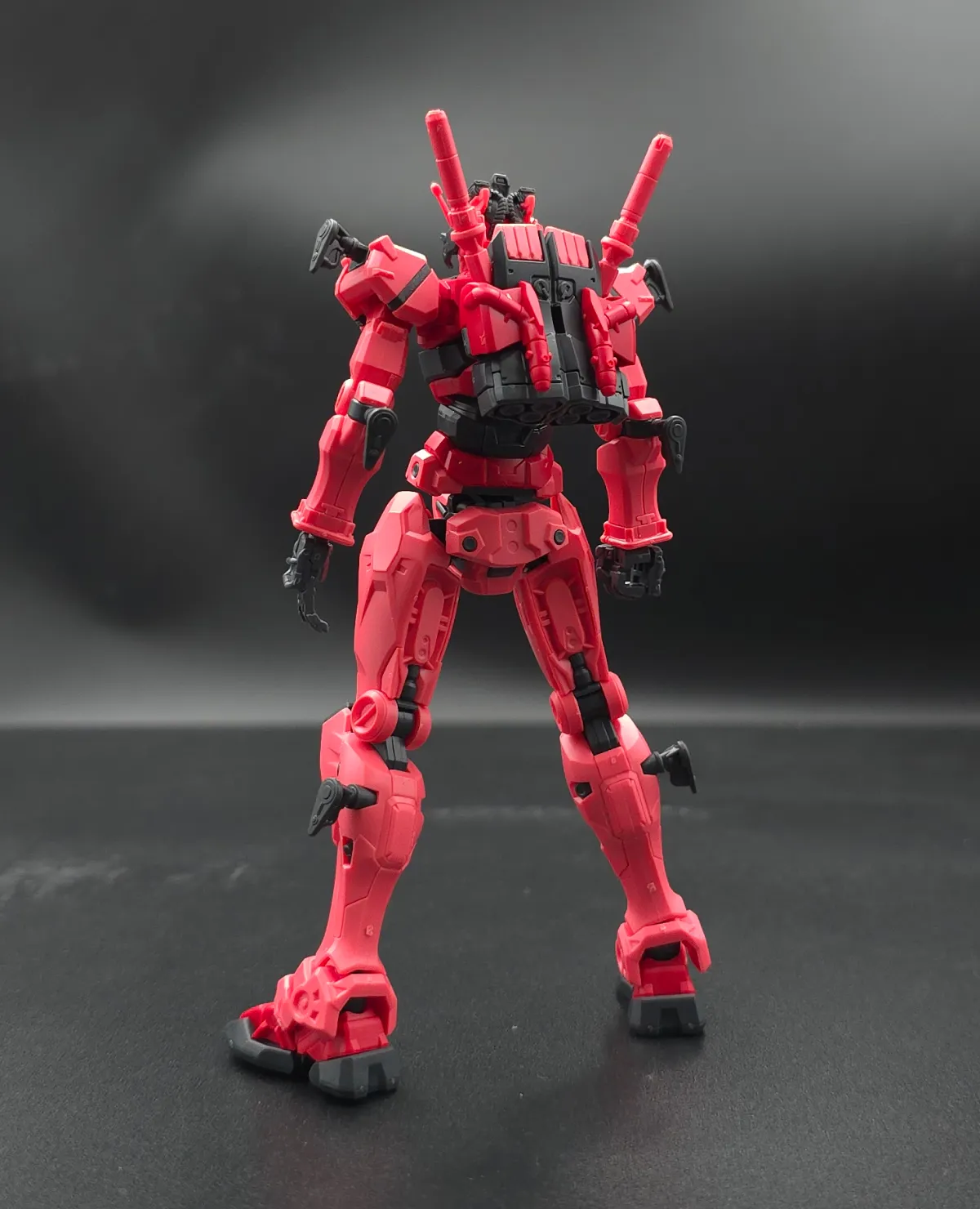 【HG 赤いガンダム レビュー】プレイバリュー激高ガンプラ! 多角的に見た全体の外観・素組み 12