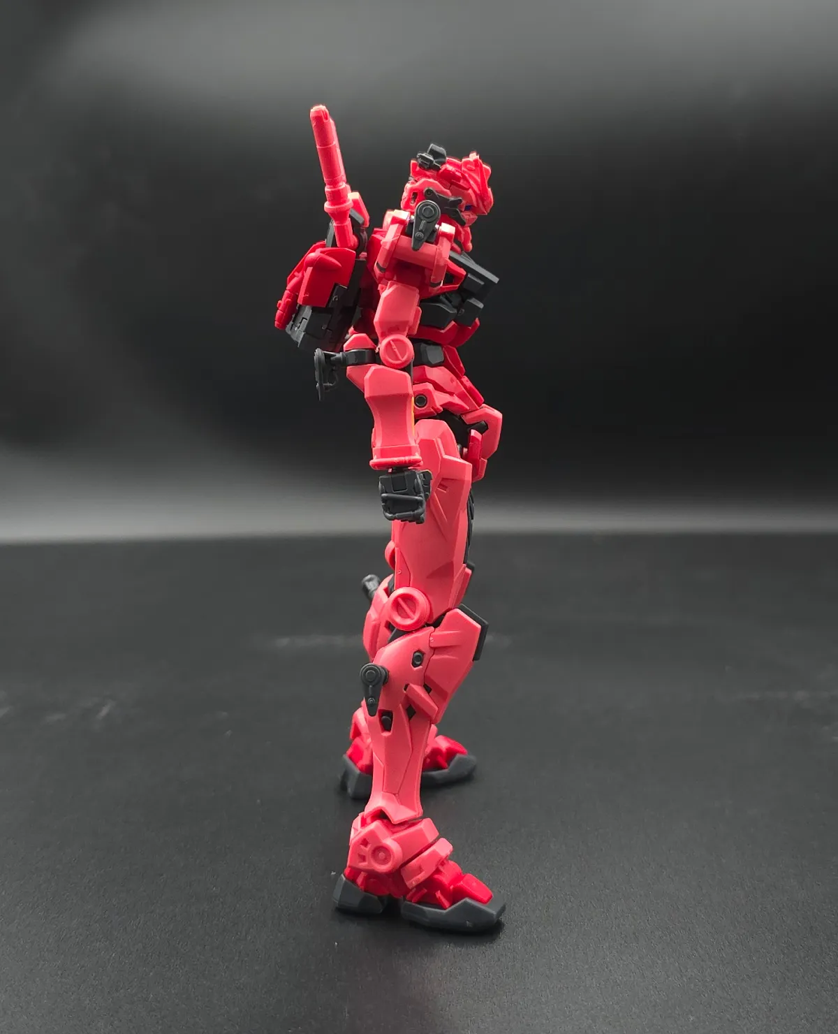 【HG 赤いガンダム レビュー】プレイバリュー激高ガンプラ! 多角的に見た全体の外観・素組み 15