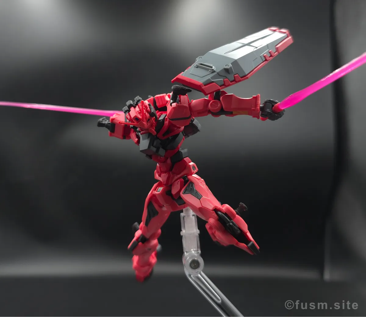 【HG 赤いガンダム レビュー】プレイバリュー激高ガンプラ! ポージング 15