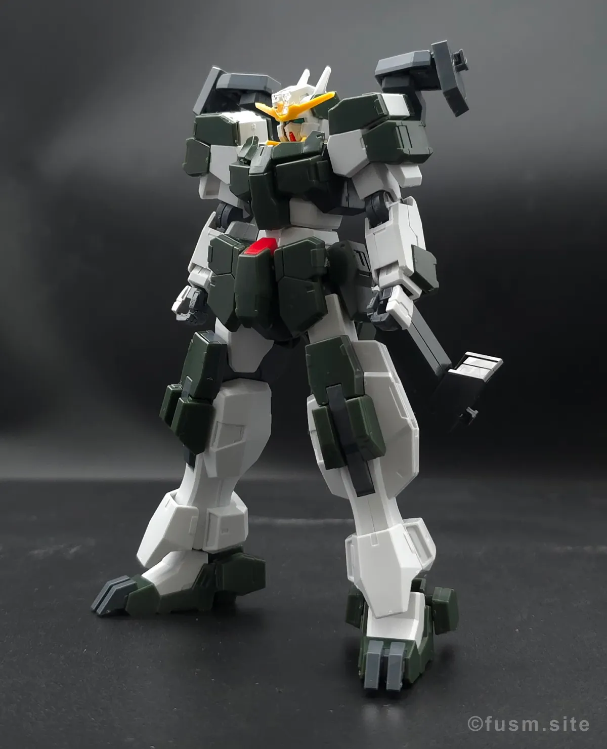【レビュー】HG ガンダムサバーニャ(最終決戦仕様) 多角的に見た全体の外観・素組み 02