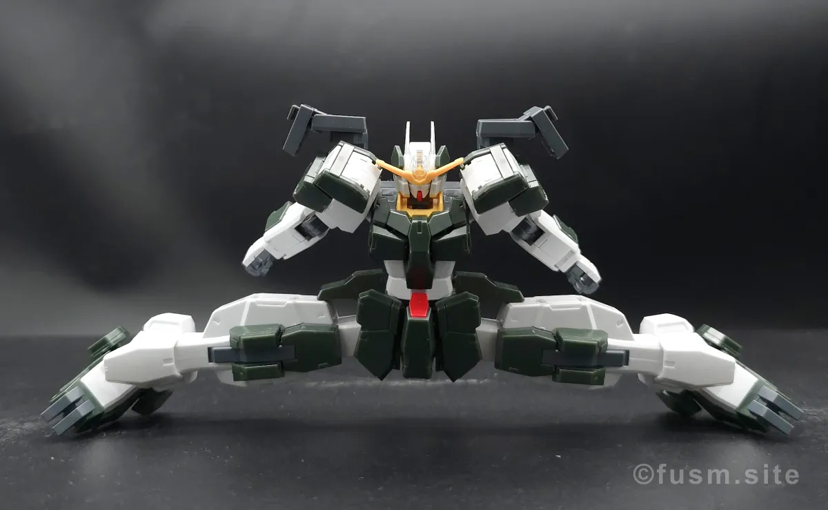【レビュー】HG ガンダムサバーニャ(最終決戦仕様) 胴体ディテール 可動域 04
