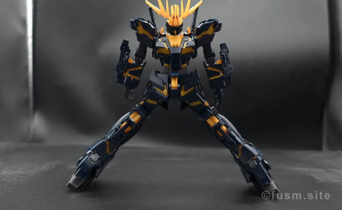 【レビュー】HGUC ユニコーンガンダム2号機 バンシィ(デストロイモード) 胴体ディテール 可動域 02