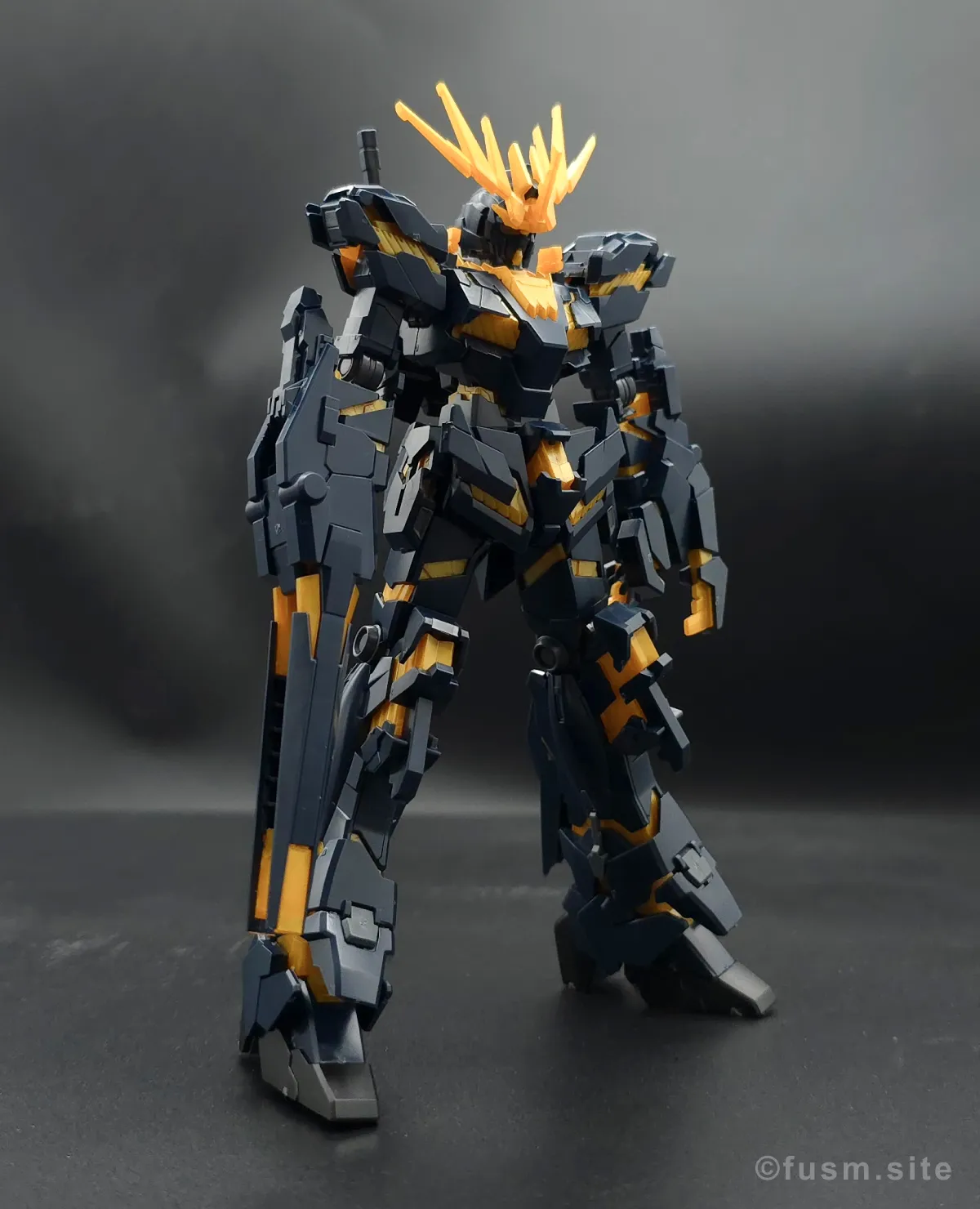 【レビュー】HGUC ユニコーンガンダム2号機 バンシィ(デストロイモード) 多角的に見た全体の外観・素組み 14