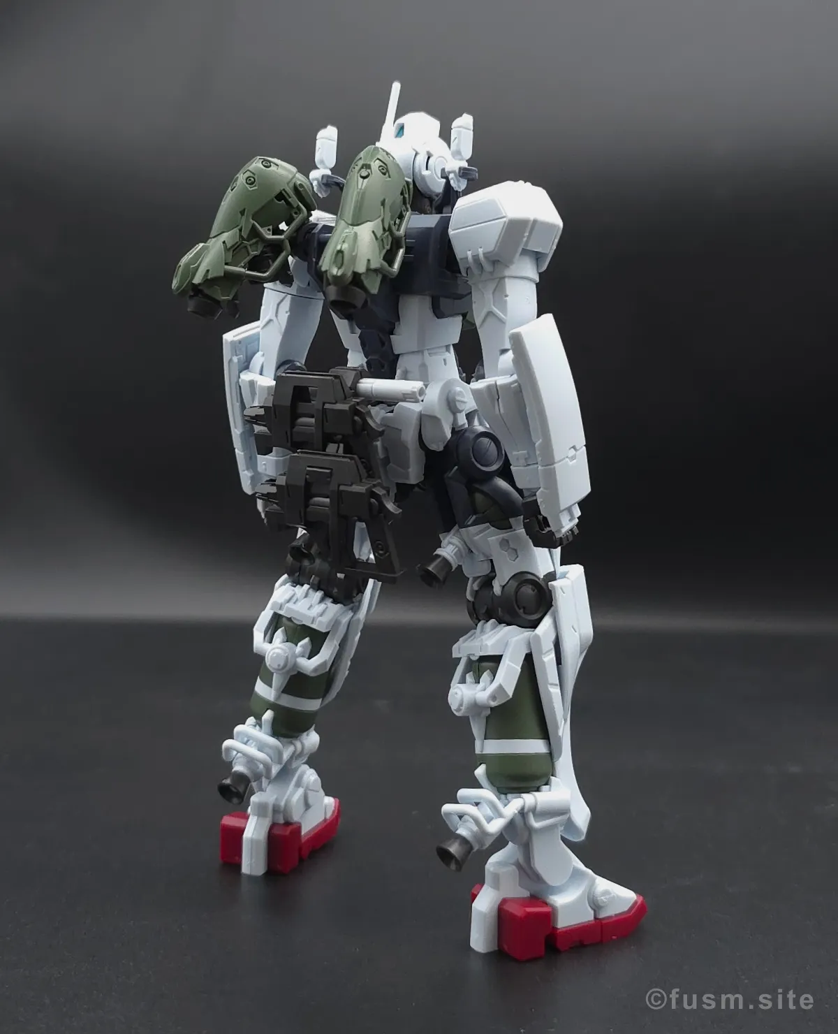 【レビュー】HG ゲルググ ボカタ機(GQ) 多角的に見た全体の外観・素組み 05