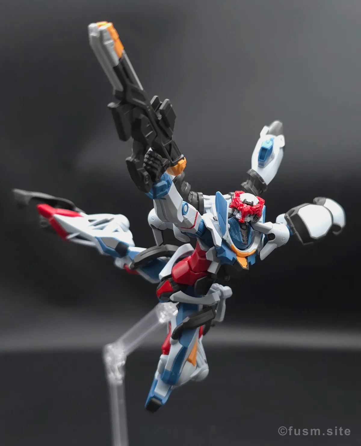【レビュー】HG 1/144 GQuuuuuuX(ジークアクス) ポージング 03