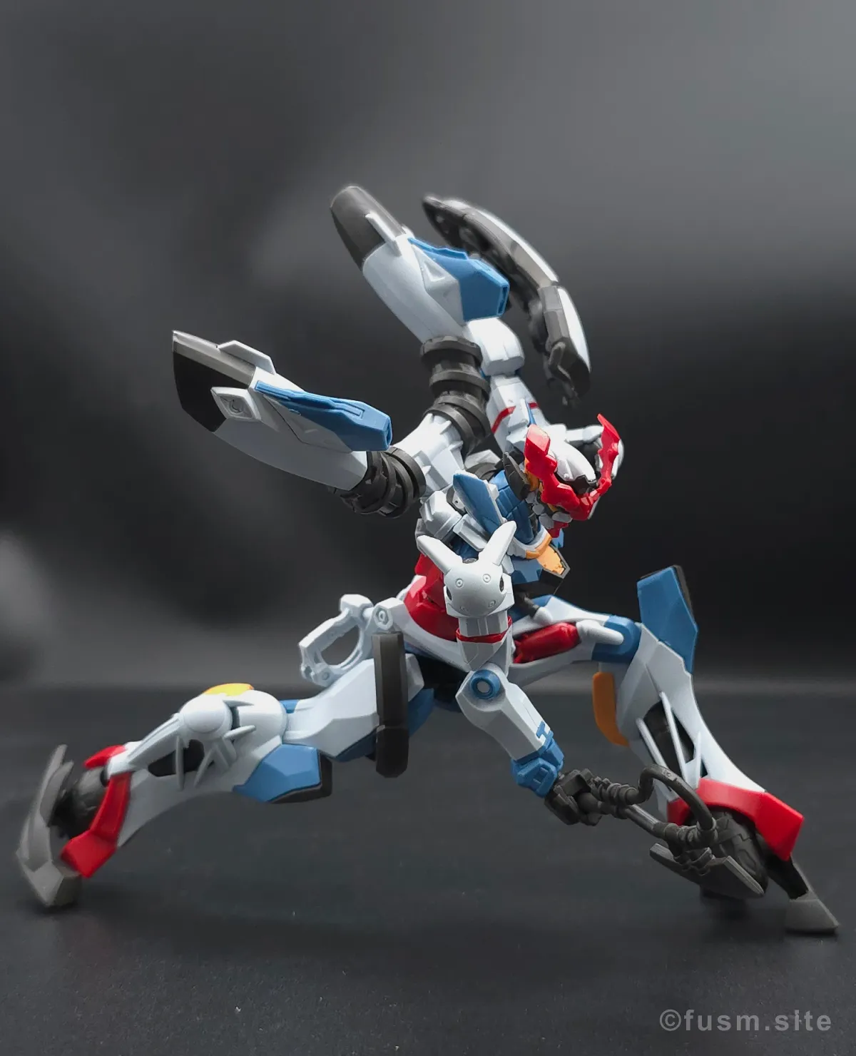 【レビュー】HG 1/144 GQuuuuuuX(ジークアクス) ポージング 07
