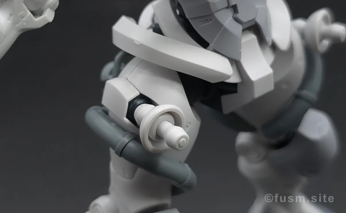 【レビュー】HG 1/144 エグザベ専用ギャン(ハクジ装備) 胴体ディテール 05