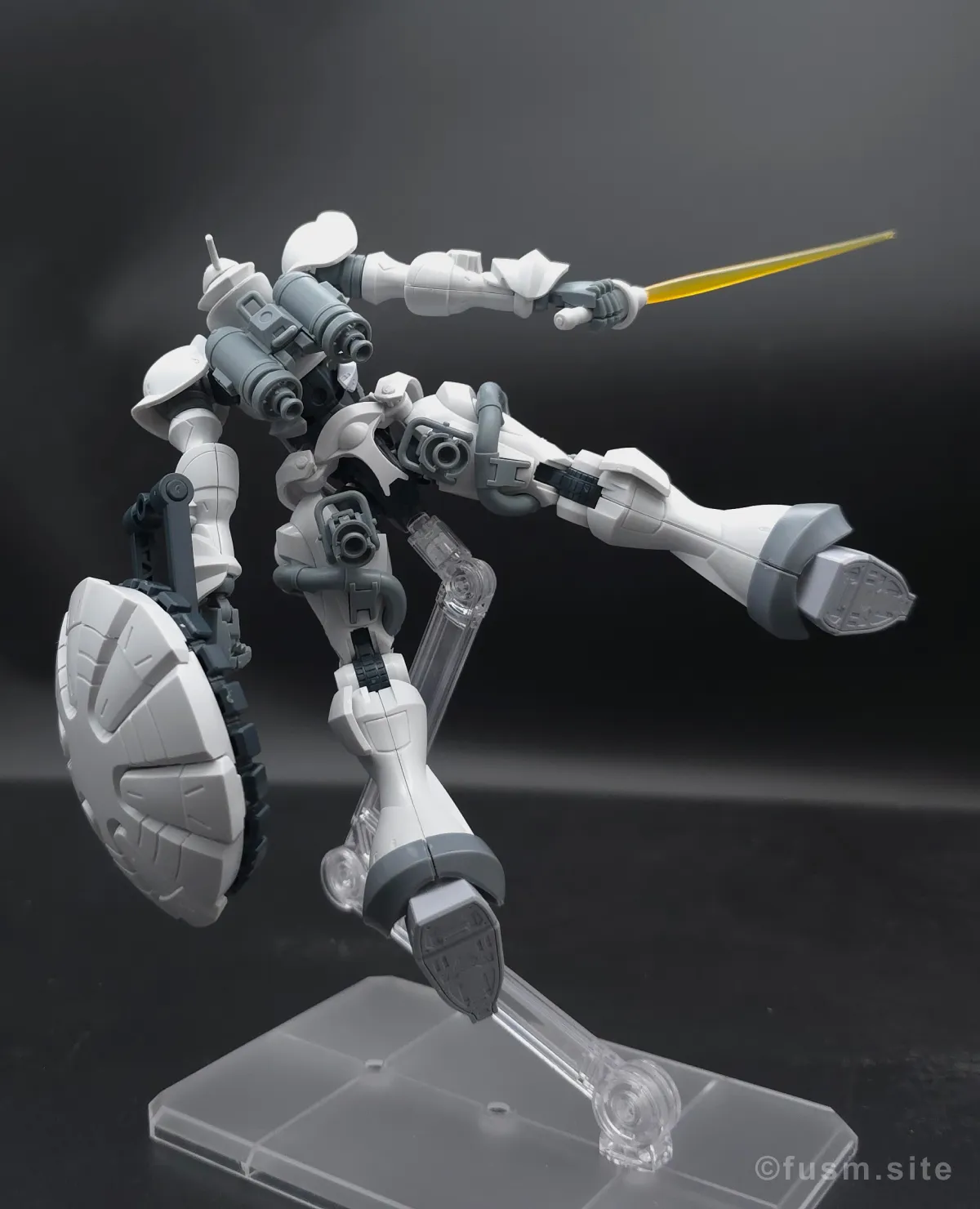 【レビュー】HG 1/144 エグザベ専用ギャン(ハクジ装備) ポージング 09