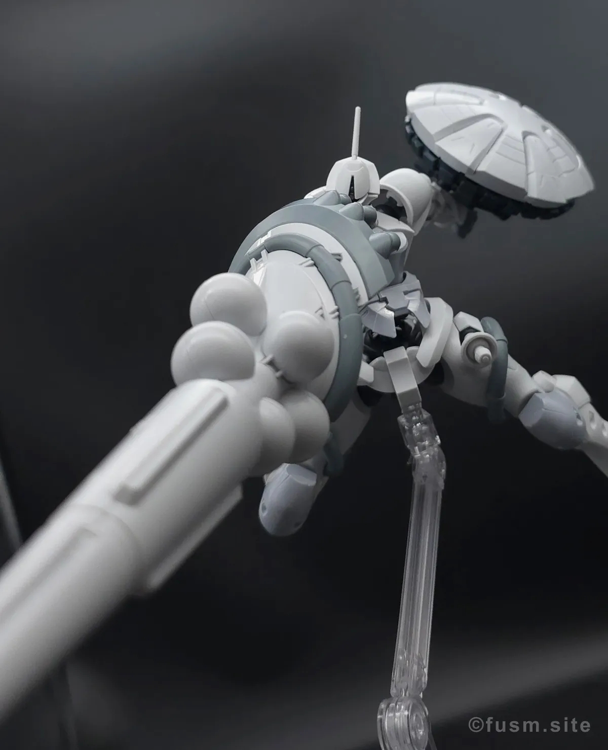 【レビュー】HG 1/144 エグザベ専用ギャン(ハクジ装備) ポージング 12