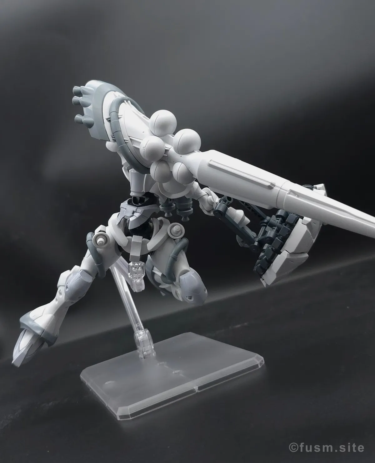 【レビュー】HG 1/144 エグザベ専用ギャン(ハクジ装備) ポージング 16